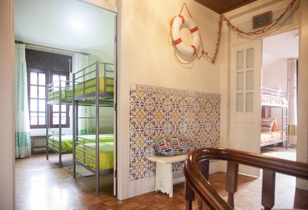 18St. Hostel Espinho  Bagian luar foto