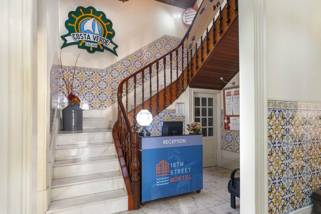 18St. Hostel Espinho  Bagian luar foto